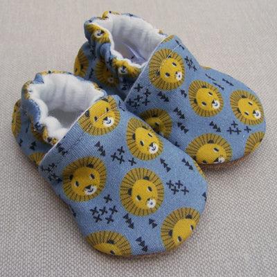 Snow and Arrows Cotton Slippers - Roar