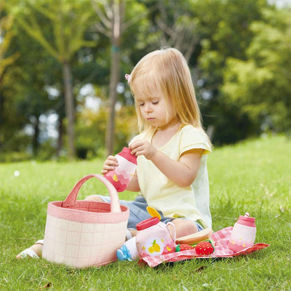 Hape Toddler Picnic Basket Set